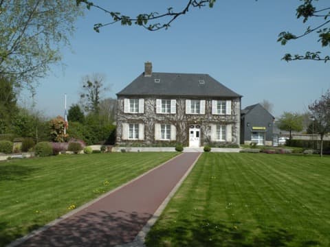 Élagueur Saint-Gatien-des-Bois